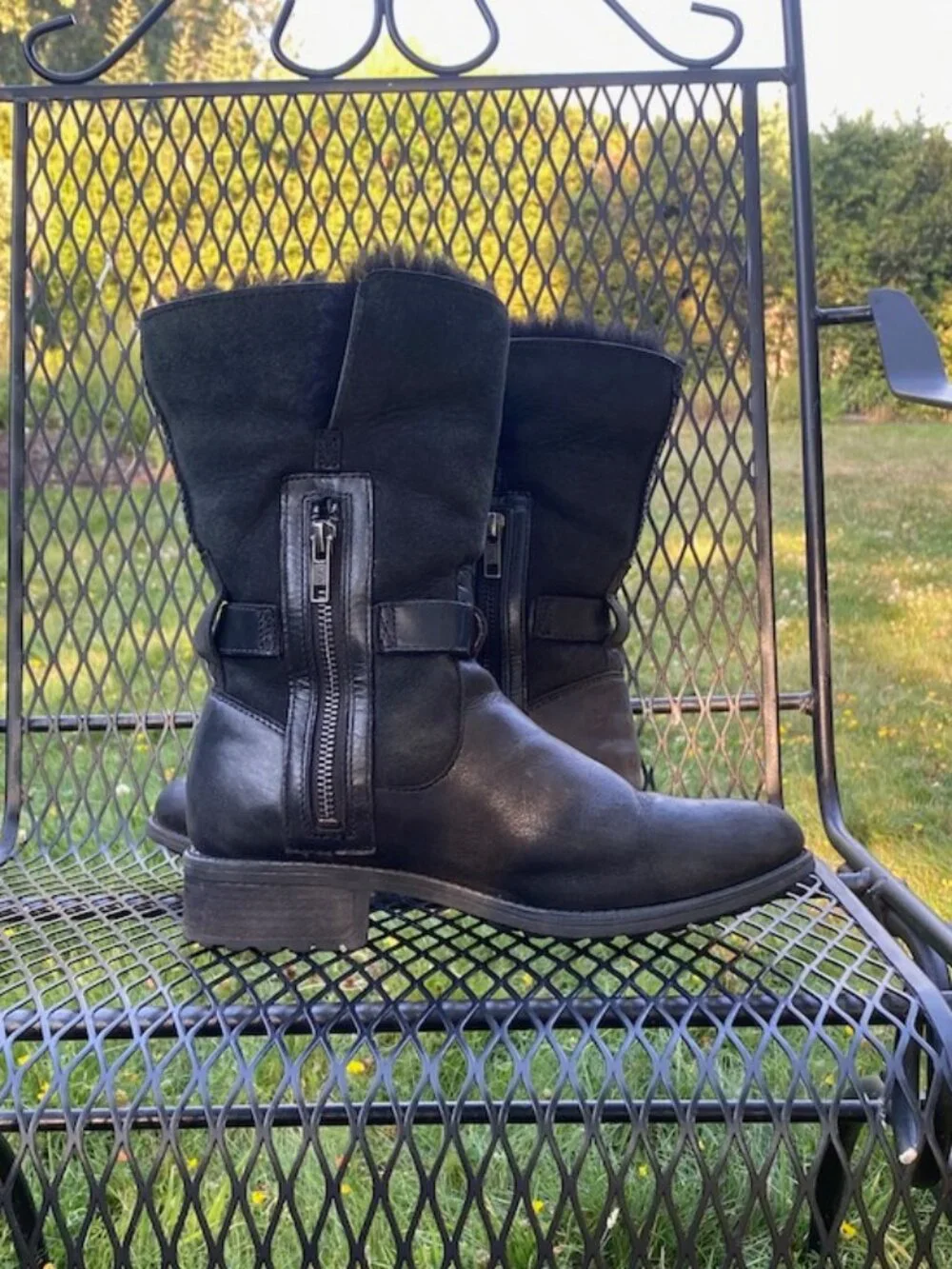 UGG Pernille Boots in Black, Women's Size 7 - Picture 4 of 16